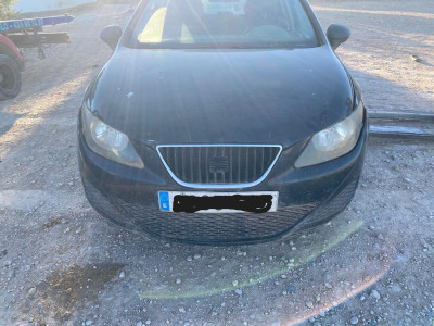 SEAT IBIZA BERLINA (6J5)