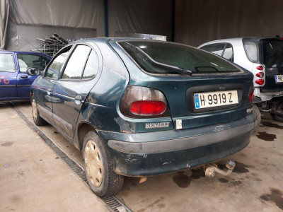 RENAULT MEGANE I BERL./ BERL. CON PORTÓN (BA0)