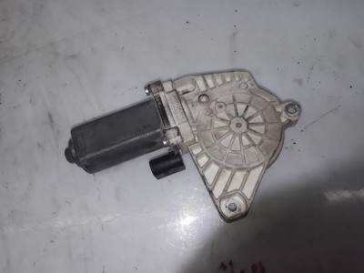 MOTOR ELEVALUNAS DELANTERO IZQUIERDO