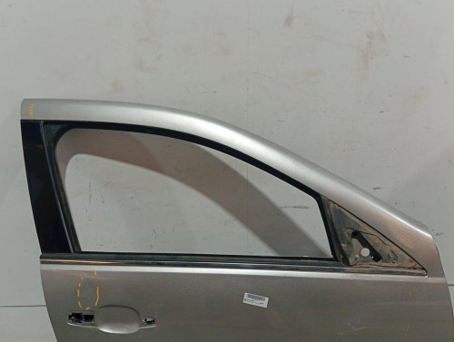  PUERTA DELANTERA DERECHA CADILLAC STS 