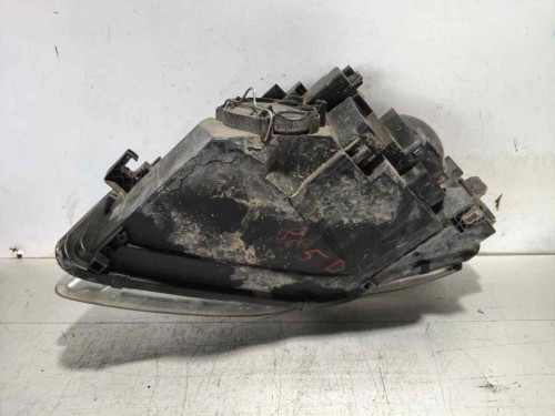 FARO DERECHO Audi A4 BERLINA (8E) 