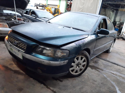 VOLVO S60 BERLINA
