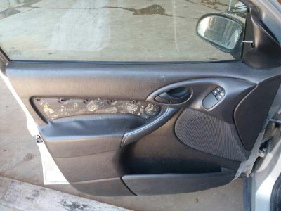 FORD FOCUS BERLINA (CAK)