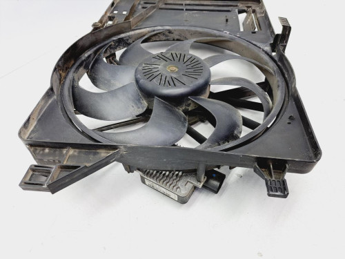 ELECTROVENTILADOR Ford FOCUS BERLINA (CB8) 