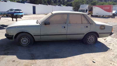 PEUGEOT 505 BERLINA