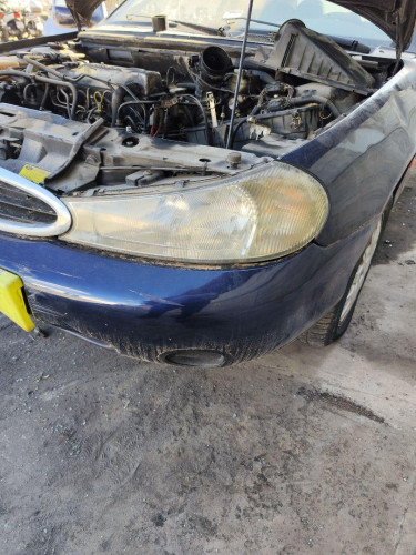 FARO IZQUIERDO Ford MONDEO BERLINA (GD) 