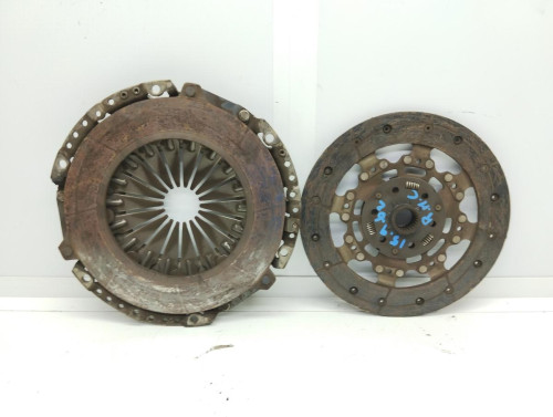 KIT EMBRAGUE Ford FOCUS BERLINA (CAP) 