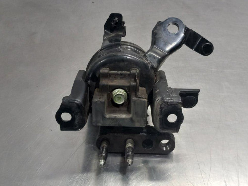  SOPORTE MOTOR TOYOTA COROLLA (E12) 