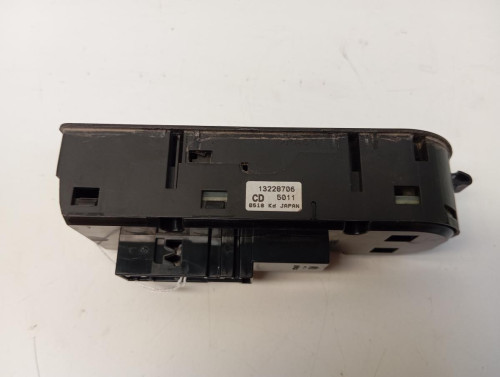  MANDO ELEVALUNAS DELANTERO IZQUIERDO Opel ASTRA H BERLINA 