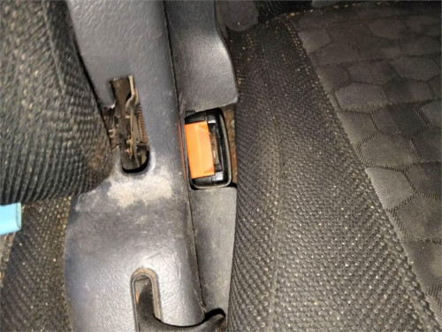 ENGANCHE CINTURON TRASERO IZQUIERDO Seat ALHAMBRA (7V9) 