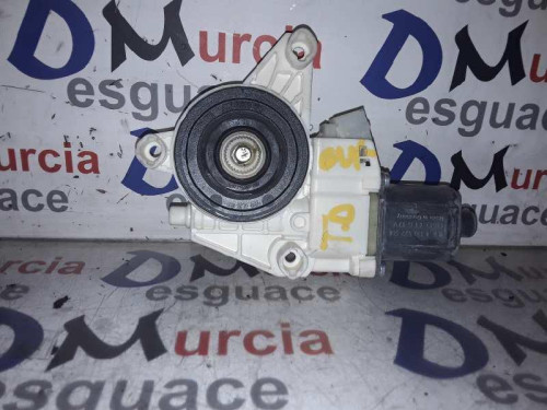 MOTOR ELEVALUNAS TRASERO DERECHO 