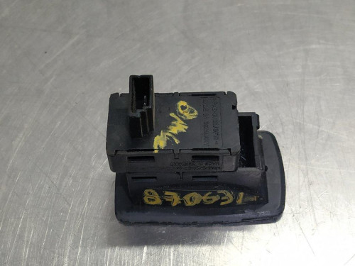  MANDO ELEVALUNAS TRASERO DERECHO BMW SERIE 1 BERLINA (E81/E87) 