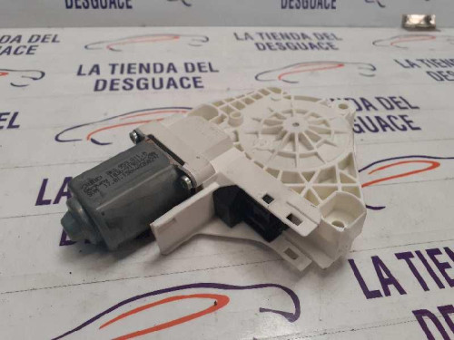  MOTOR ELEVALUNAS TRASERO IZQUIERDO 
