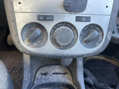 MANDO CALEFACCION / AIRE ACONDICIONADO