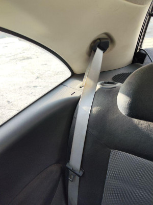CINTURON SEGURIDAD TRASERO DERECHO