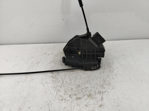 CERRADURA PUERTA DELANTERA DERECHA FORD FOCUS BERLINA (CB8) 