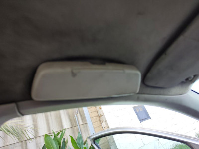 ASIDERO TECHO DELANTERO IZQUIERDO