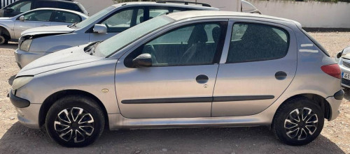 PEUGEOT 206 — Donor Vehicle for Used Parts 