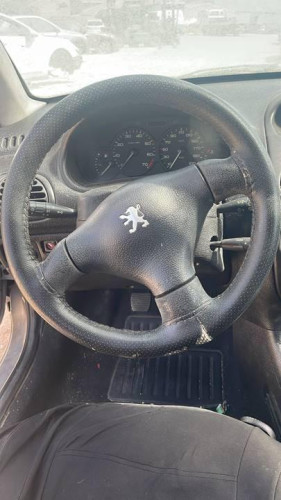 PEUGEOT 206 — Donor Vehicle for Used Parts 