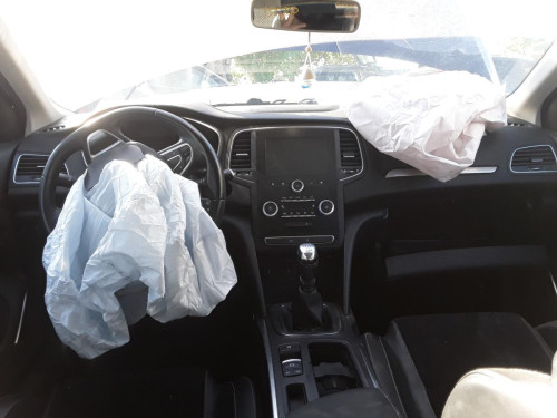 RENAULT MEGANE IV BERLINA 5P — Donor Vehicle for Used Parts 