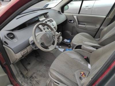 RENAULT SCENIC II (JM)