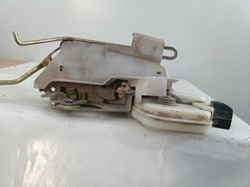 CERRADURA PUERTA DELANTERA IZQUIERDA Mitsubishi MONTERO (V20/V40) 