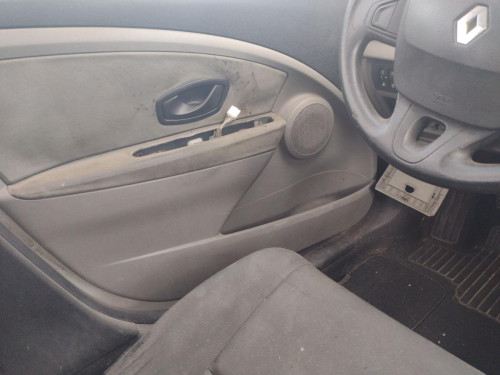 ELEVALUNAS DELANTERO IZQUIERDO Renault MEGANE III BERLINA 5P 