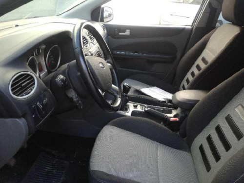 FORD FOCUS BERLINA (CB4) — vehículo donante para recambios 