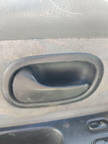 MANETA INTERIOR DELANTERA IZQUIERDA Renault Laguna (B56)(1994->) Renault Laguna (B56)(1994->) 