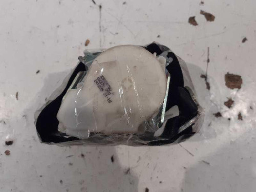  CINTURON SEGURIDAD TRASERO IZQUIERDO 