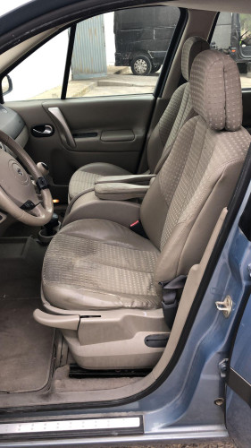 RENAULT SCENIC II (JM) — vehículo donante para recambios 
