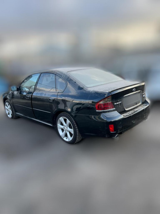 SUBARU LEGACY BERLINA (B13/BL)