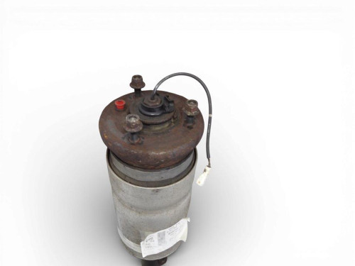 AMORTIGUADOR DELANTERO IZQUIERDO б/у