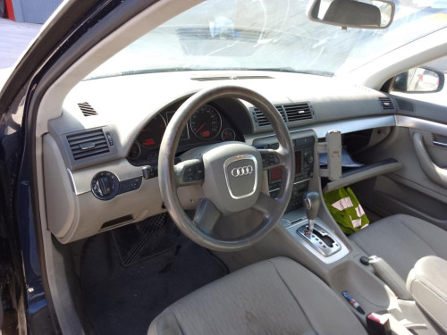 AUDI A4 AVANT (8E) — vehículo donante para recambios 