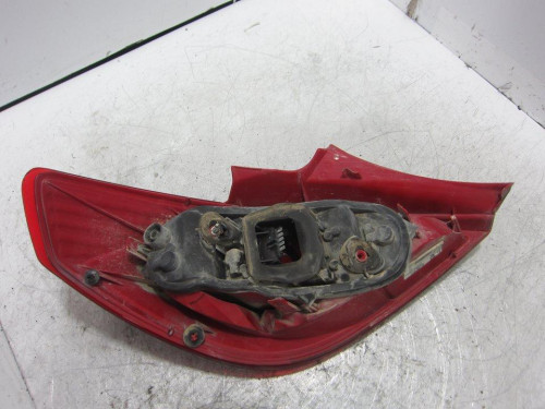 PILOTO TRASERO DERECHO OPEL CORSA D 