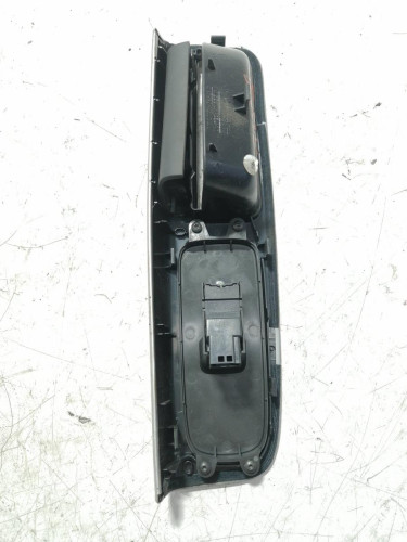  MANDO ELEVALUNAS DELANTERO DERECHO VOLVO S40 BERLINA 