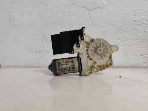 MOTOR ELEVALUNAS TRASERO DERECHO Seat LEON (1M1) 