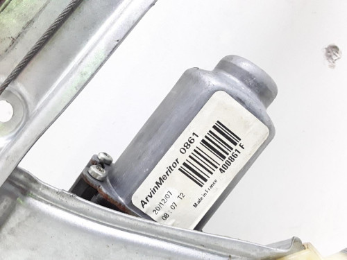 ELEVALUNAS DELANTERO DERECHO Renault CLIO III 