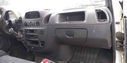MERCEDES-BENZ SPRINTER FURGÓN — vehículo donante para recambios 