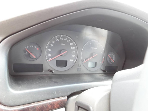 CUADRO INSTRUMENTOS VOLVO S80 BERLINA 