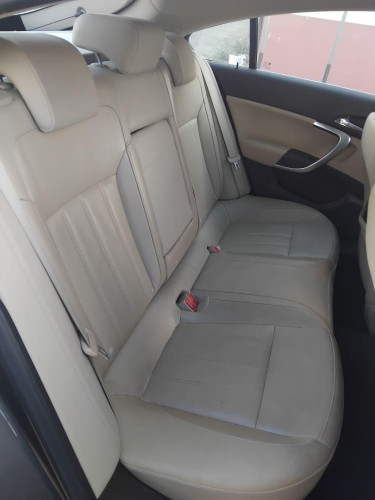 ASIENTOS TRASEROS Opel Insignia Berlina (2008->) Opel Insignia Berlina (2008->) 