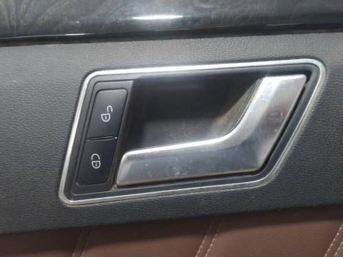  MANETA INTERIOR DELANTERA DERECHA Mercedes-Benz CLASE E (BM 212) LIM. 