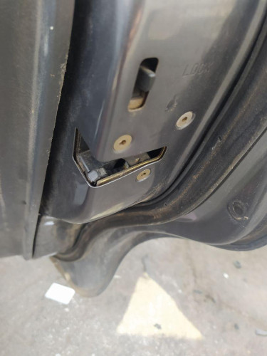 CERRADURA PUERTA TRASERA DERECHA Mitsubishi SPACE STAR (DG0) 