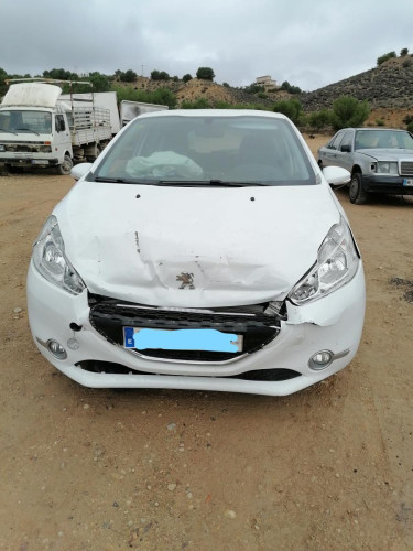 PEUGEOT 208 — Donor Vehicle for Used Parts 