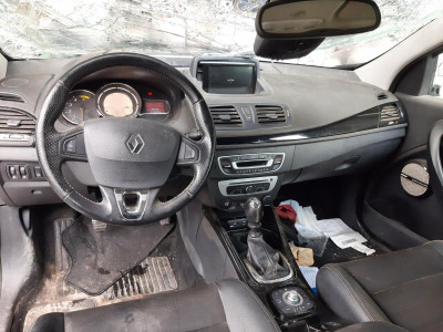 RENAULT MEGANE III SPORT TOURER