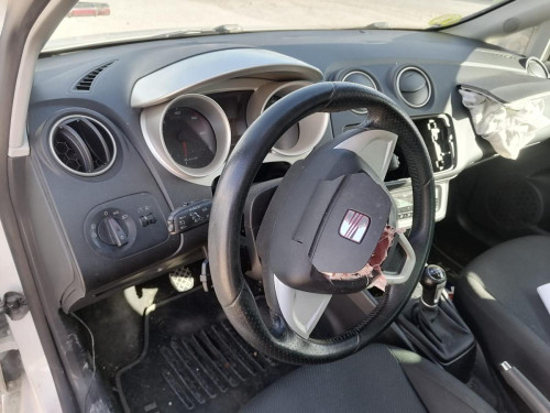 SEAT IBIZA BERLINA (6J5) — автомобиль-донор на запчасти 