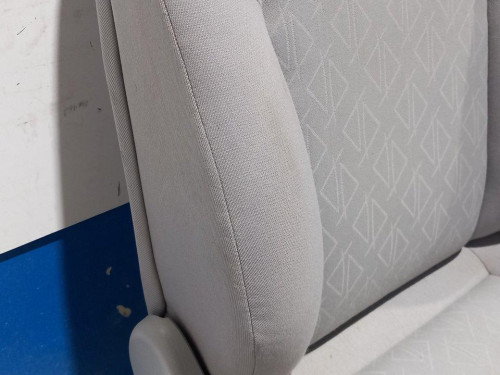  ASIENTO DELANTERO DERECHO 