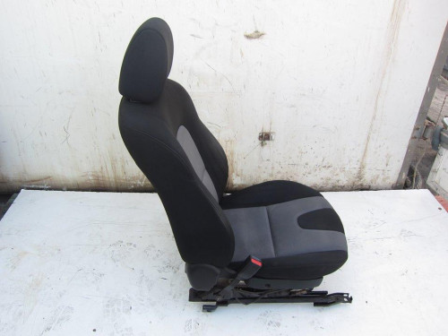  JUEGO ASIENTOS COMPLETO MAZDA 3 BERLINA (BK) 