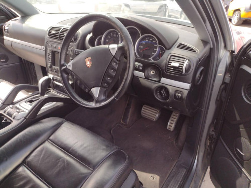 PORSCHE CAYENNE (TIPO 9PA) 