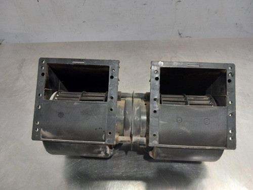  MOTOR CALEFACCION Mercedes-Benz CLASE 124 (BM 124) BERLINA 